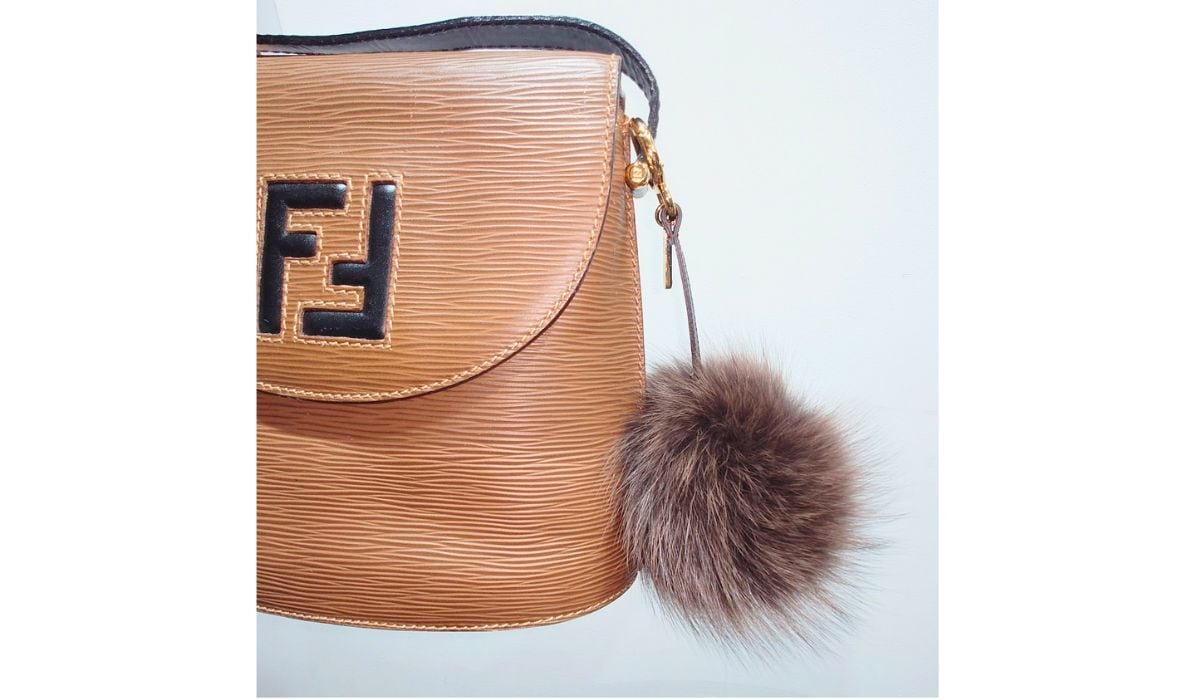 FENDI フェンディ ポンポン チャーム バッグチャーム キーホルダー