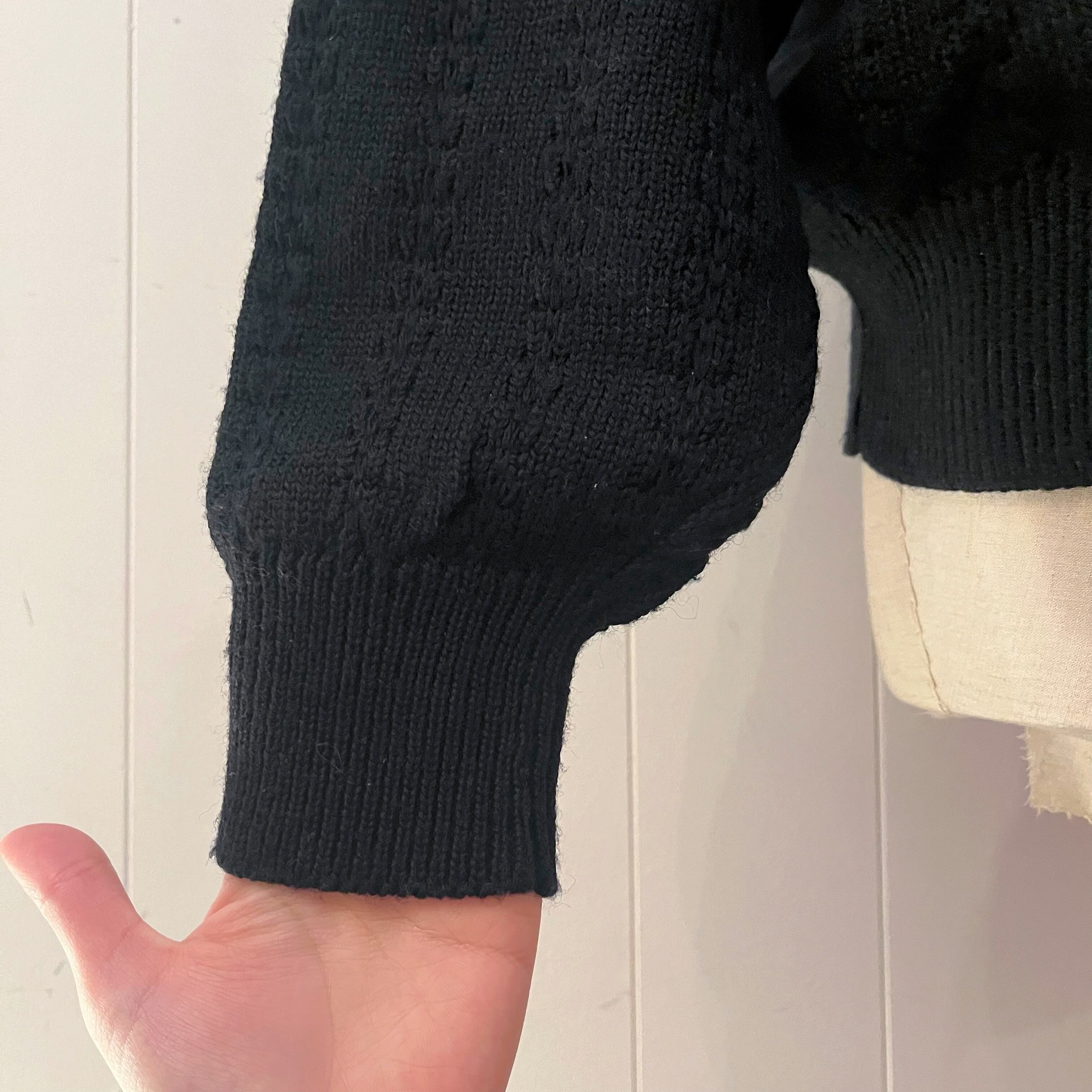 black flower motif knit cardigan