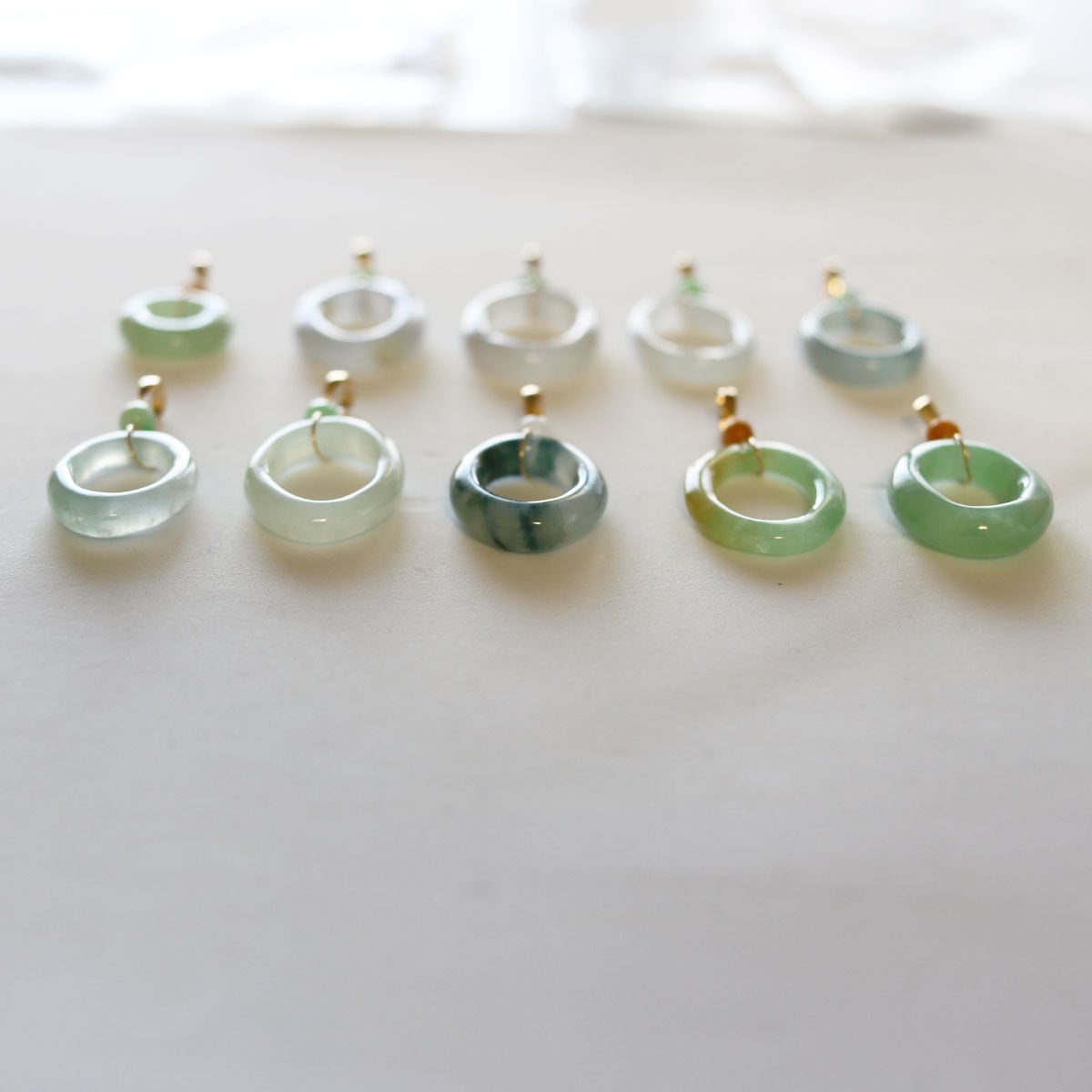 キュートなお守りに！ K18 ペンダント トップ 環飾翠シリーズ A貨翡翠