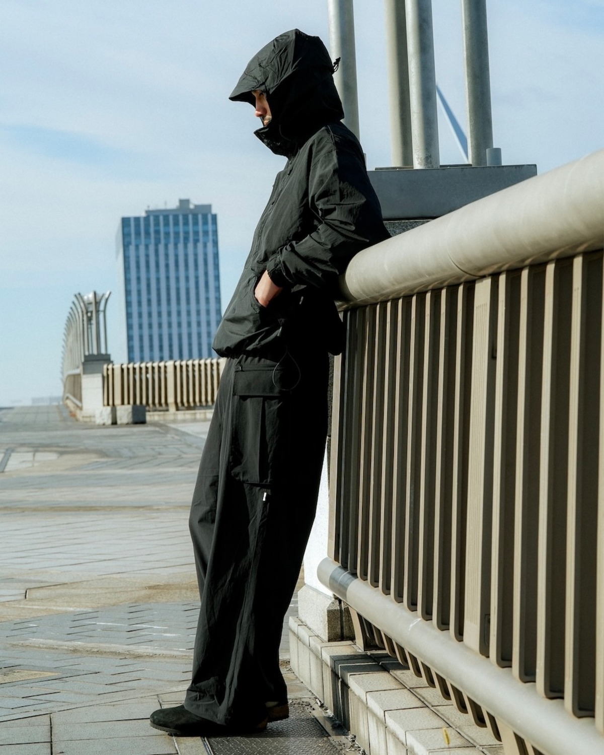 SUMARI VENTILATION WIDE EASY CARGO BLACK | nua