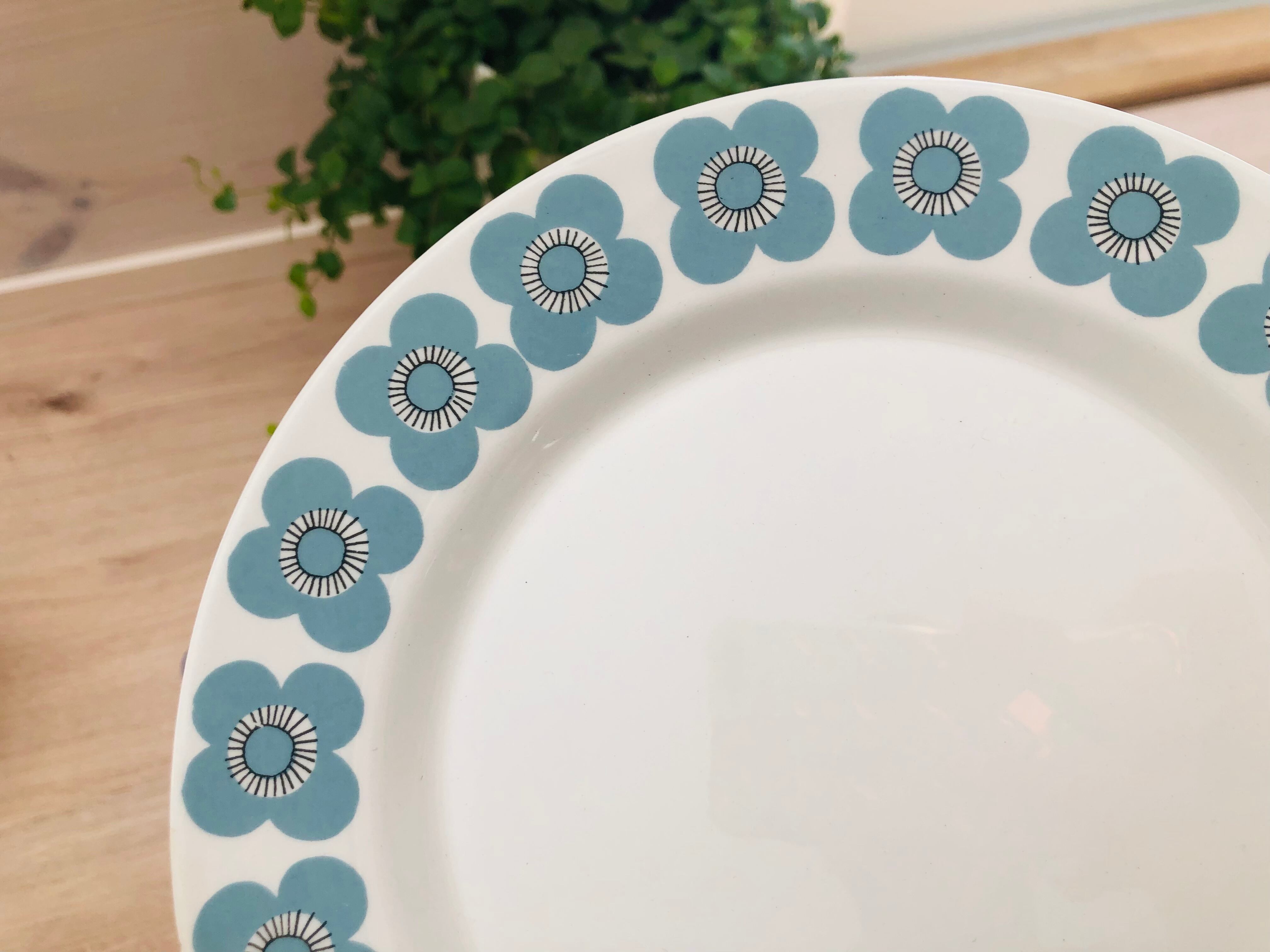 arabia VEERA 20cm plate | ヴェーラ プレート 花 ブルーグレー｜0369
