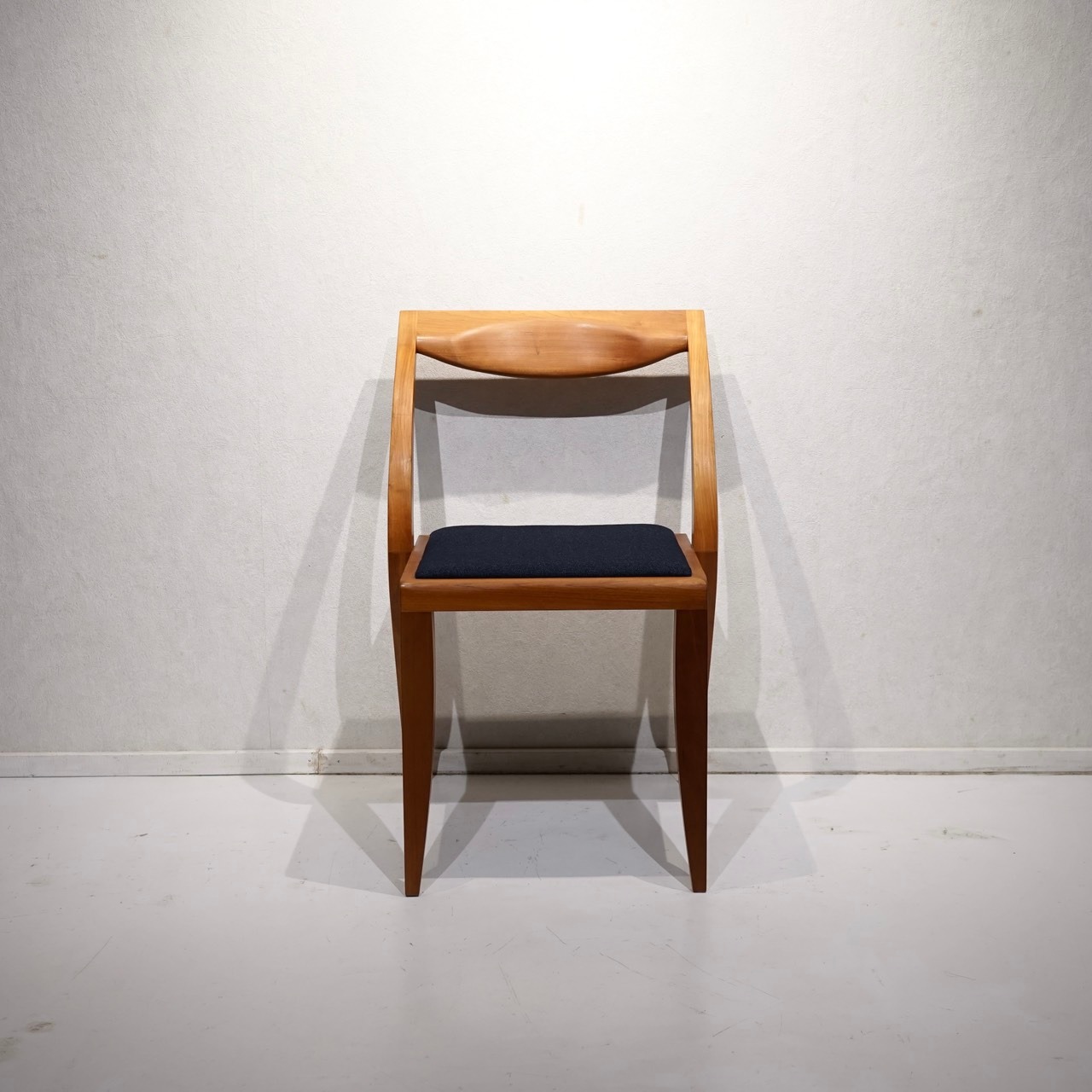 ACTUS アクタス porada ポラダ ARLEKIN アーレキン ダイニングチェア アームレス チェア 椅子 ファブリック チェリー材 イタリア製 ヴィンテージ ミッドセンチュリー ラグジュアリー