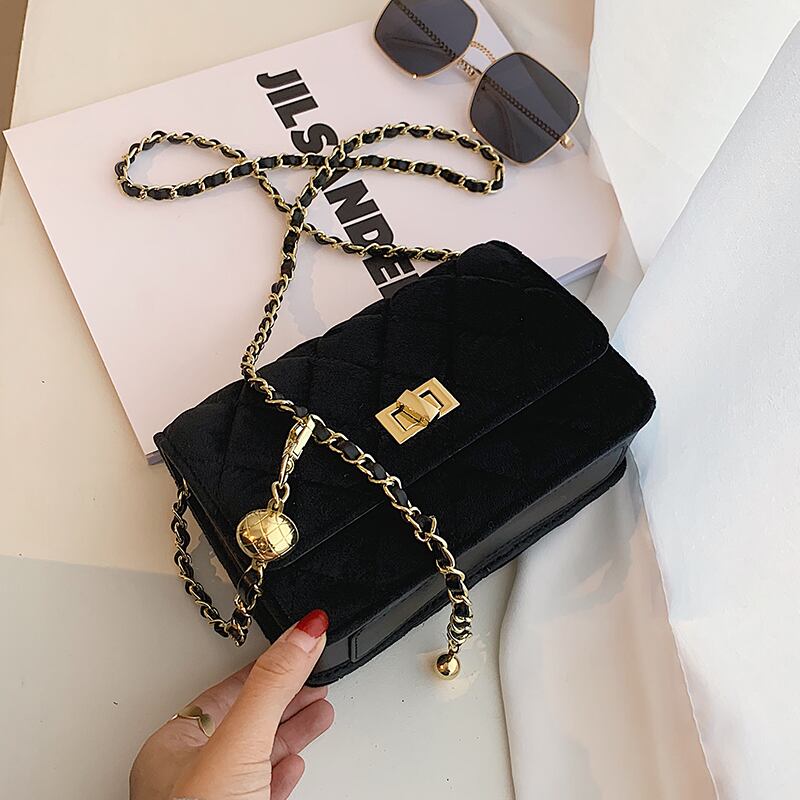 スタイルチェーン レッドベルベット メッセンジャーバッグ Tiancai_Wing_Bag2870008357