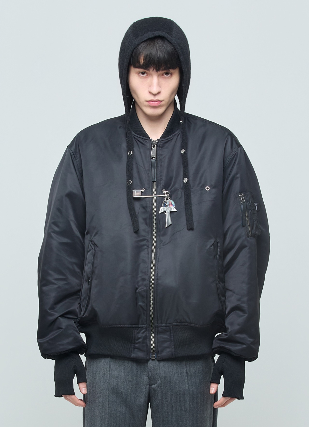 【26AW | MEN】 SHOOP (シュープ) / ジャケット / REVERSIBLE SAFETY PIN MA-1 JACKET / SHFW26017 - 1