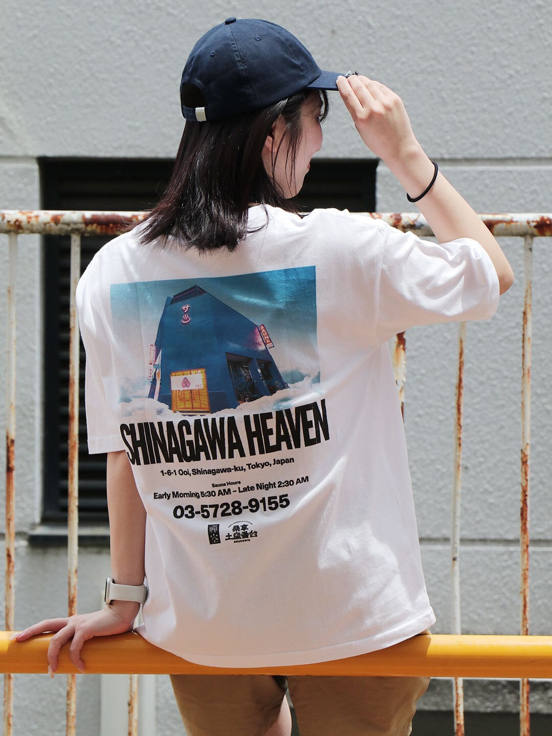 再入荷】SAUVENIRコラボ 品川HEAVEN Tシャツ（白） | 品川サウナ｜公式