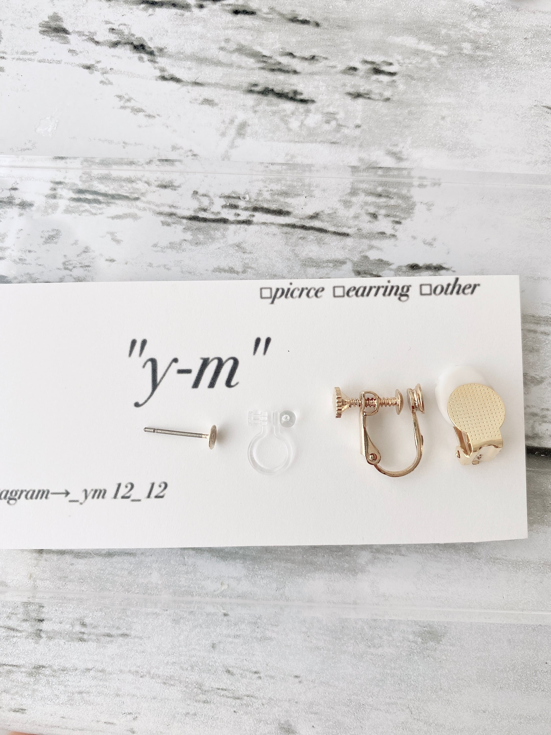 雫型ゴールドのアクセサリー/y-m-上品なハンドメイドピアス | y-m-上品