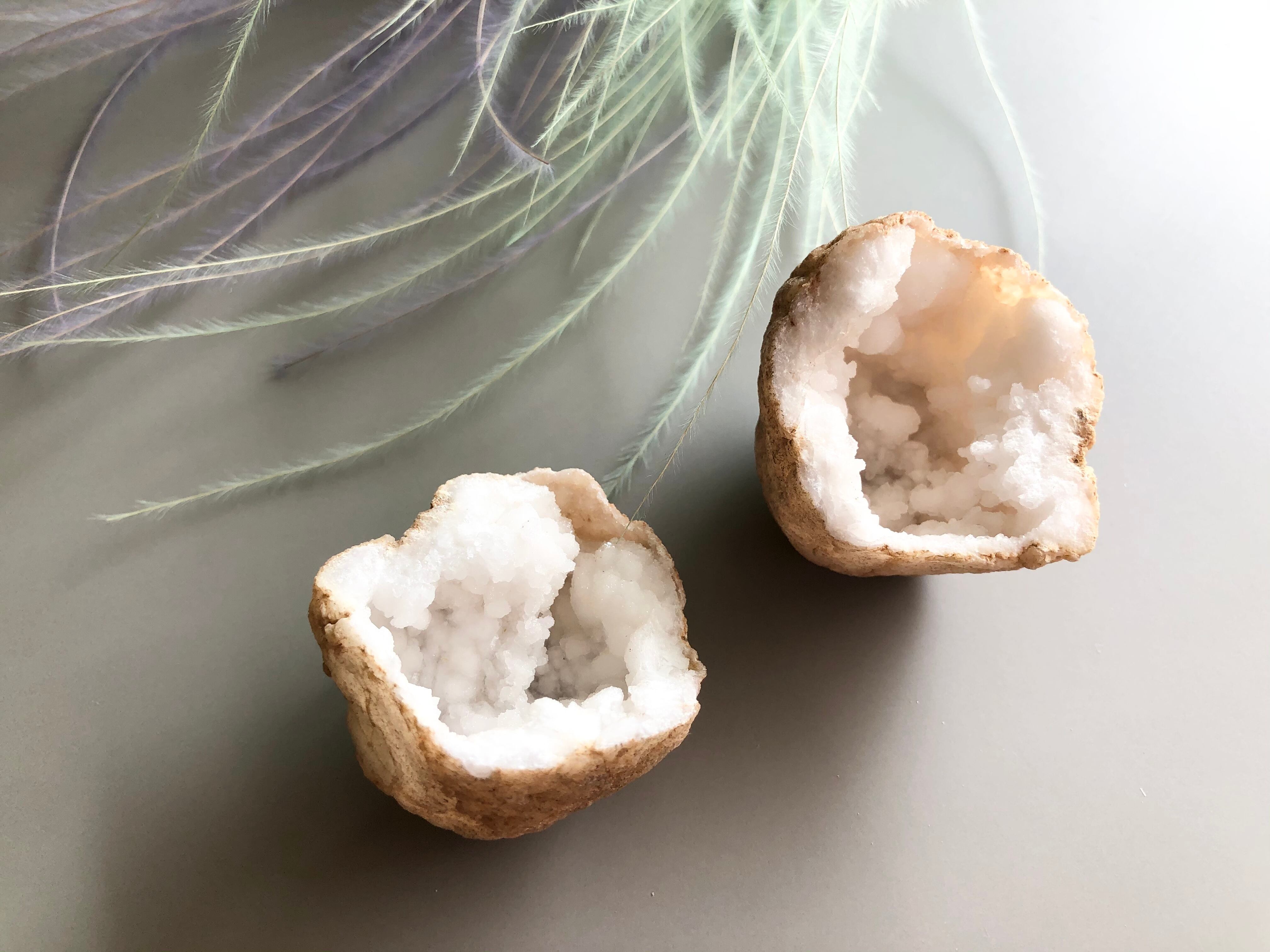 コロンとかわいい⭐︎ジオードボールペア　晶洞