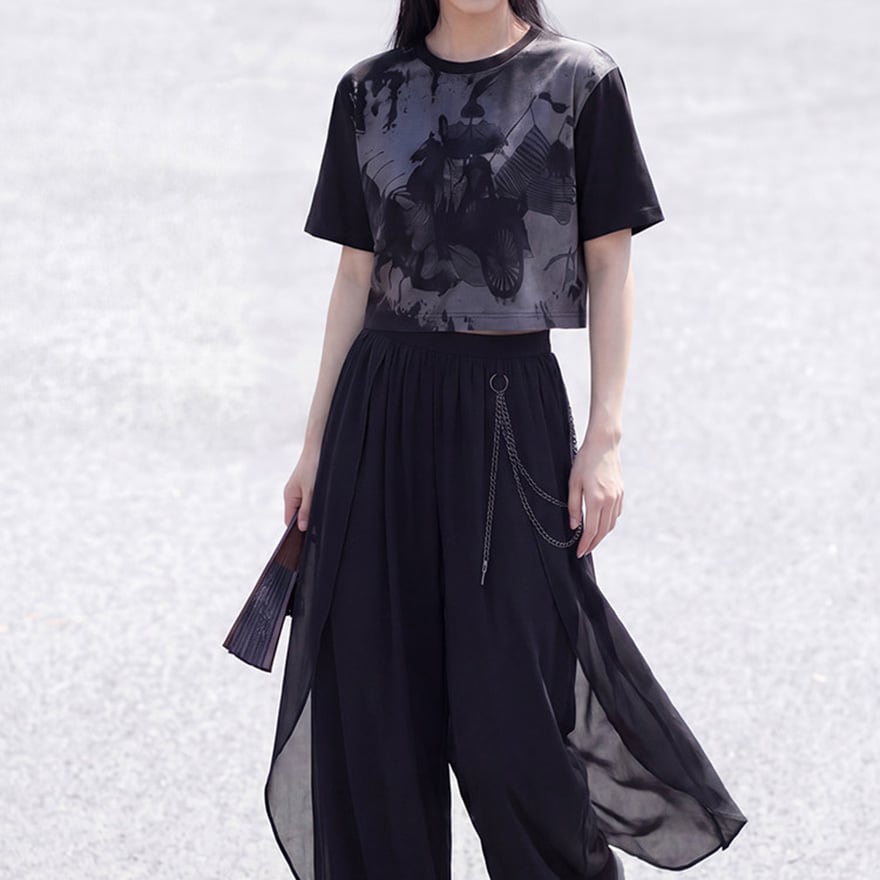 サブカル地雷系 花柄プリント Tシャツ