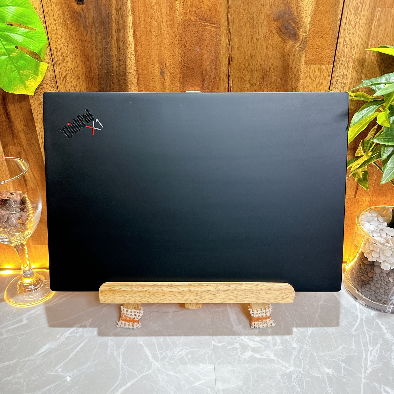 人気/Lenovo Thinkpad X1 Carbon/メモリ16GB/最高峰Core i7第10世代/ ノートパソコン