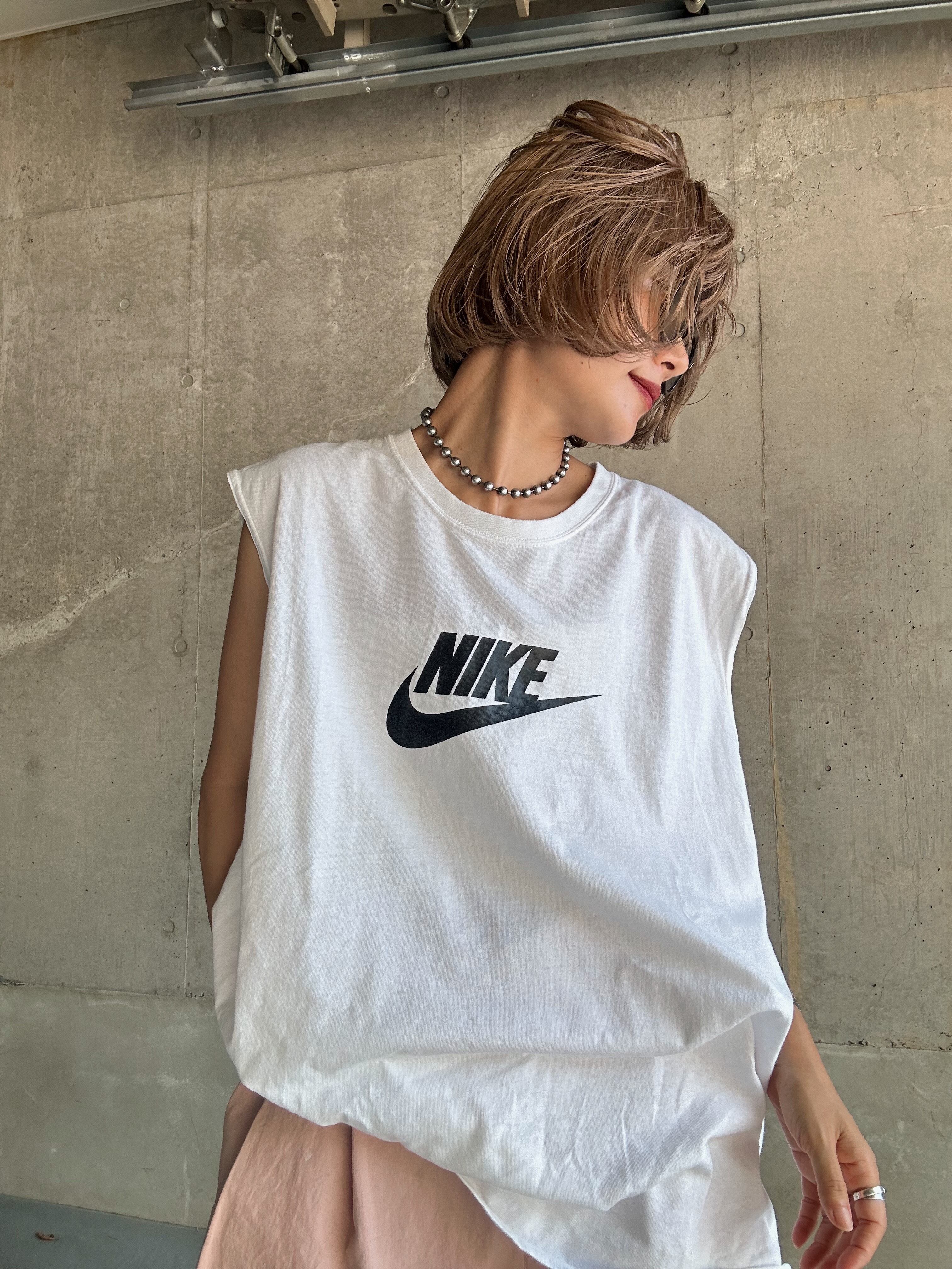 (CS2062)00‘s NIKE logo printed no sleeve T-shirt