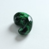 濃い翡翠が魅力的 勾玉 A貨翡翠 jd_pt1054