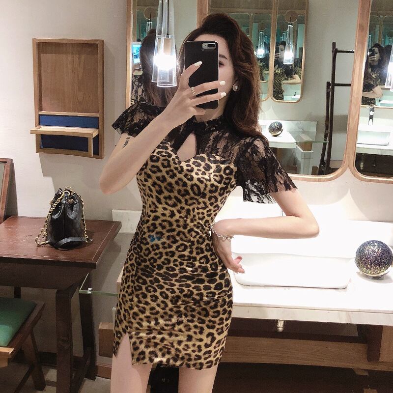 【新作】【送料無料】 2024 夏日本と韓国の女性のセクシーなナイトクラブ半袖レーススプライス小さなチャイナ ヒップ カバー ドレス 7096 0184725641851