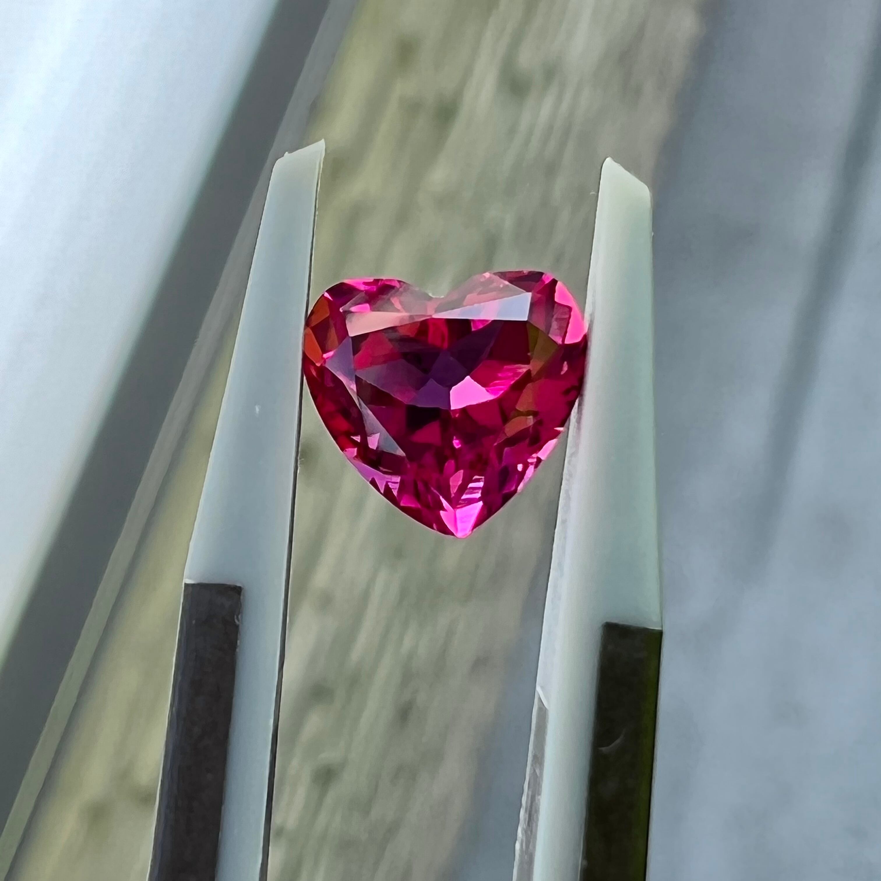 再結晶パープルサファイア ハートシェイプ 約1.6ct ルース | gulatilaw.com