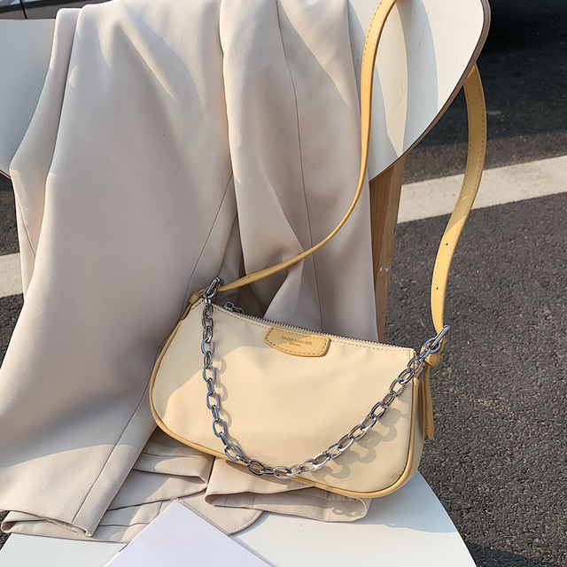 夏のスモールバッグウエスタンスタイルの女性バッグ2020人気の新しい流行のファッションネット赤いアンダーアームバッグワイルドレディショルダーバッグ 手作りハンドバック29543849241