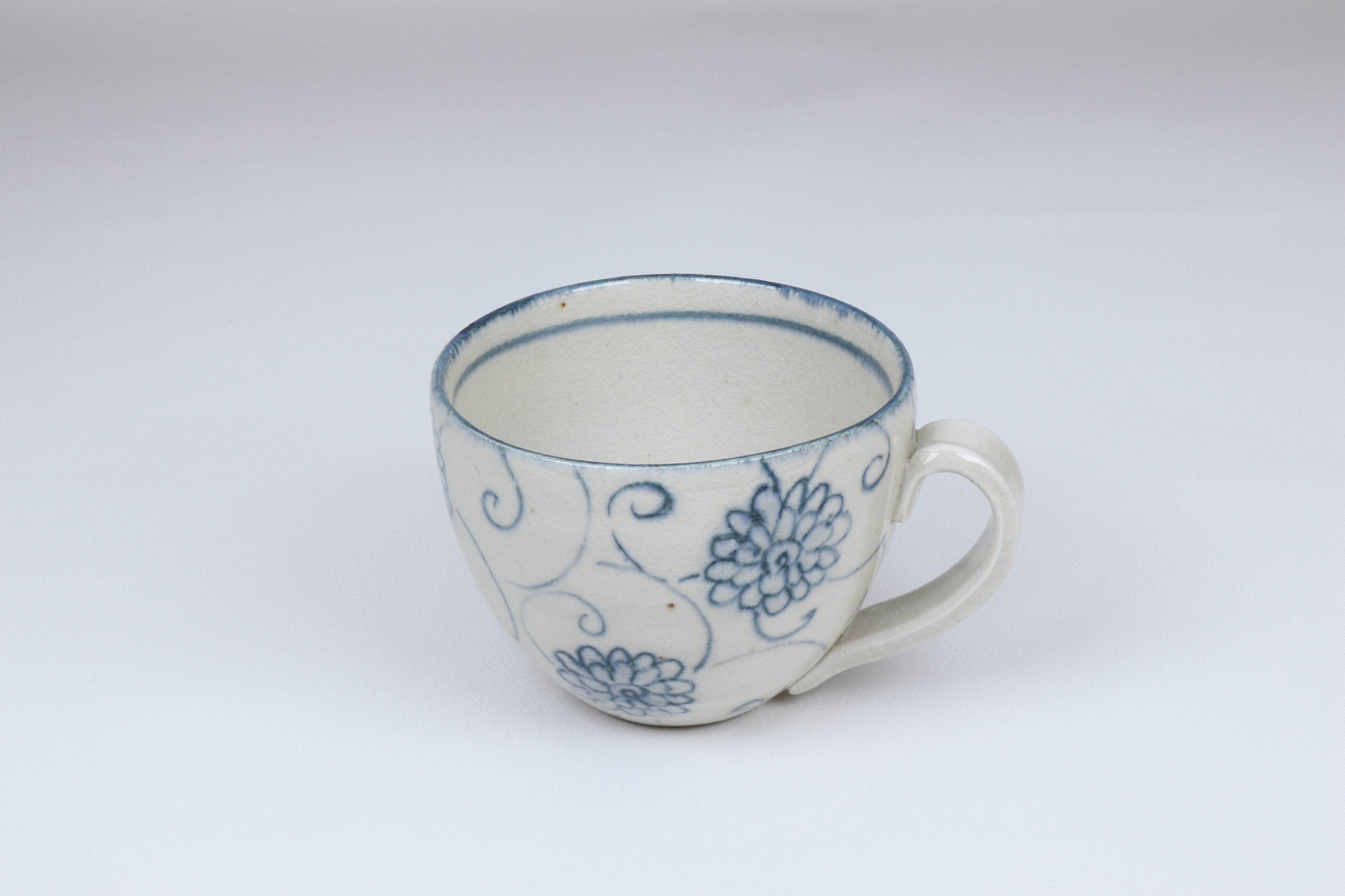安南 丸コーヒーカップソーサー 花唐草 | 宗山窯
