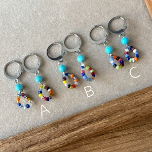 【ｻｰｼﾞｶﾙｽﾃﾝﾚｽ：ｼﾙﾊﾞｰ】アンティークビーズ×ターコイズ ピアス