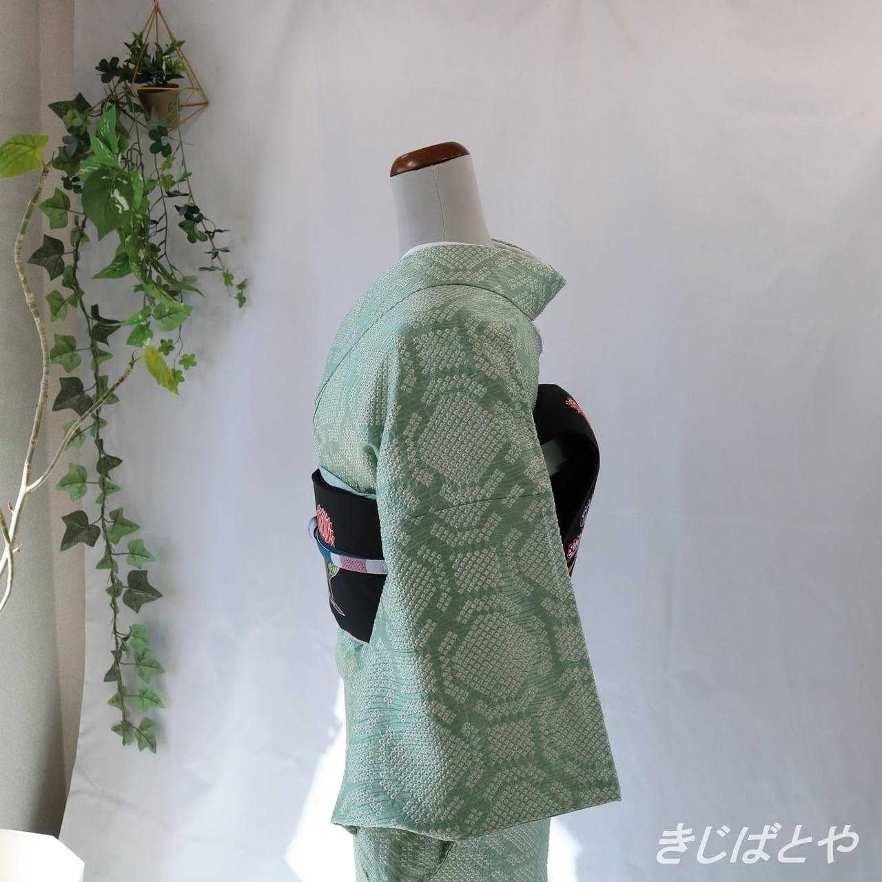 正絹綸子 青磁に総絞り 袷 | きじばとや