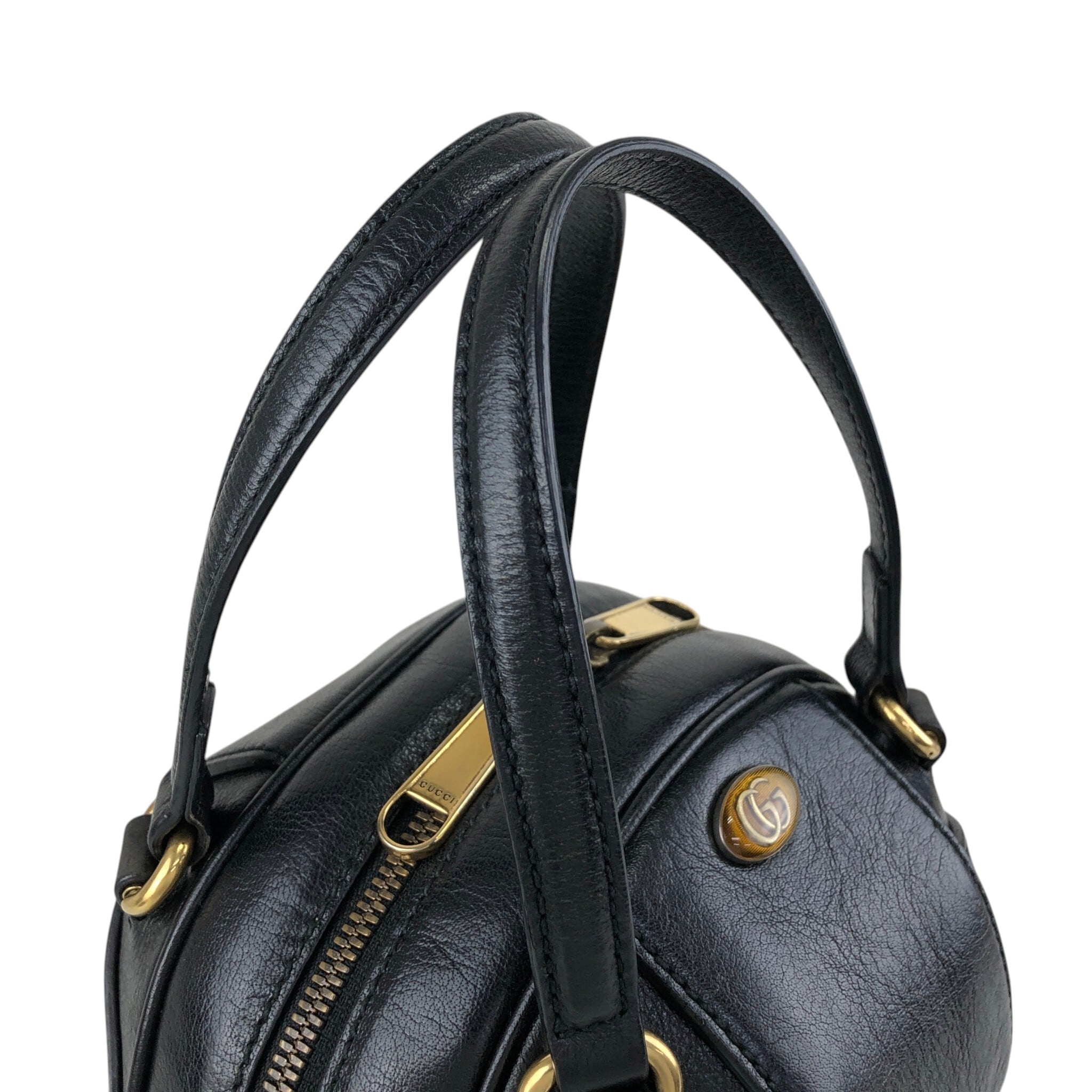 GUCCI グッチ ショルダーバッグ ブラック GGロゴ レザー ラウンド