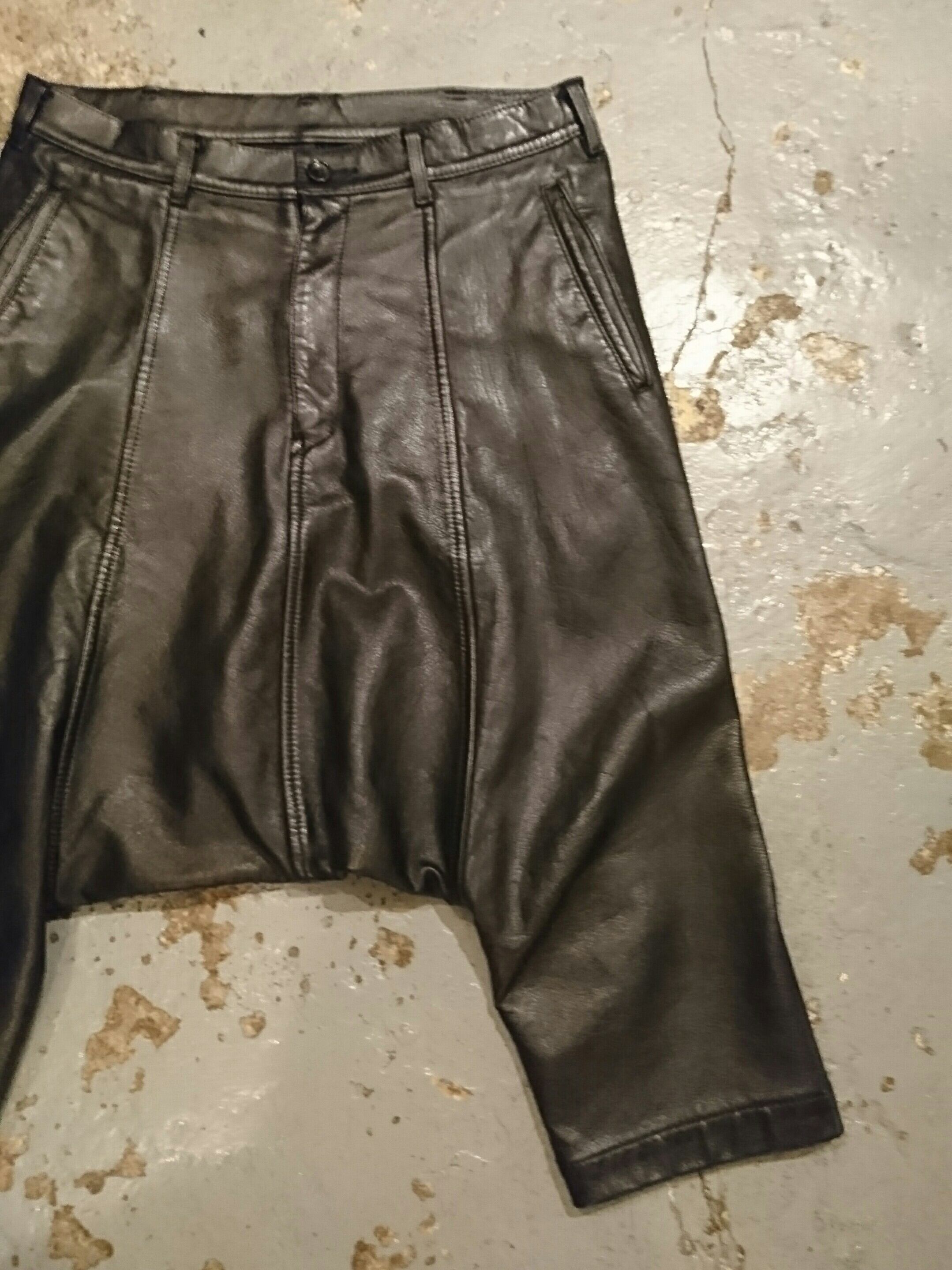COMMEdesGARCONS HOMME PLUS "LEATHER SARUERUPANTS"