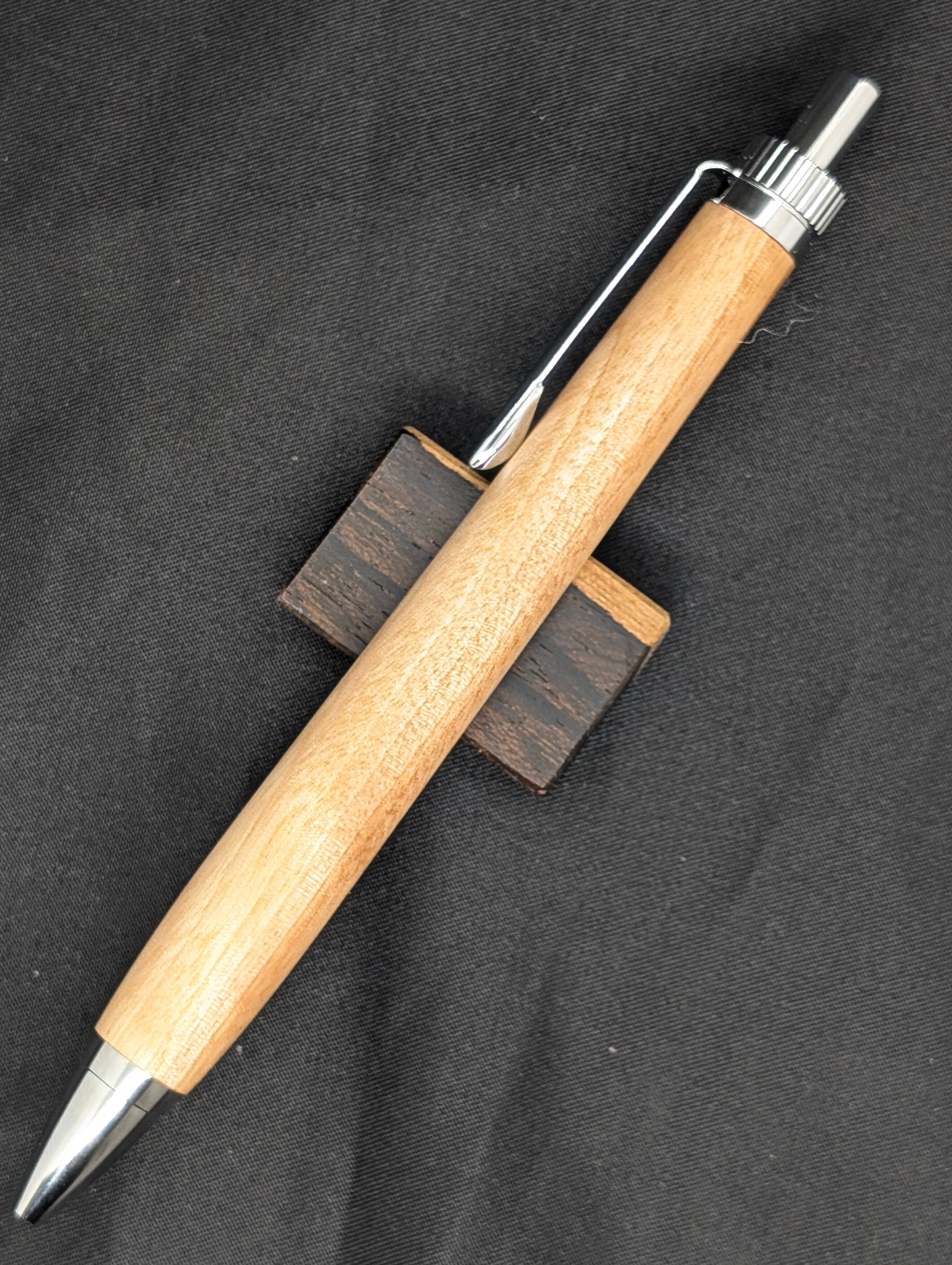 工房雨魚 Wood Craft Amago