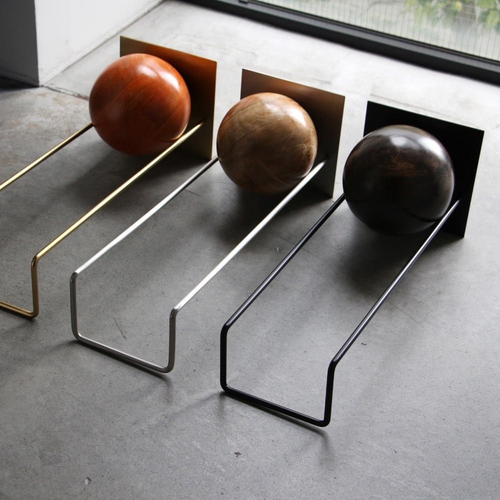 マガジンラック HERE by DETAIL Slope Bookend HERE by DETAIL】 Slope Bookend 
