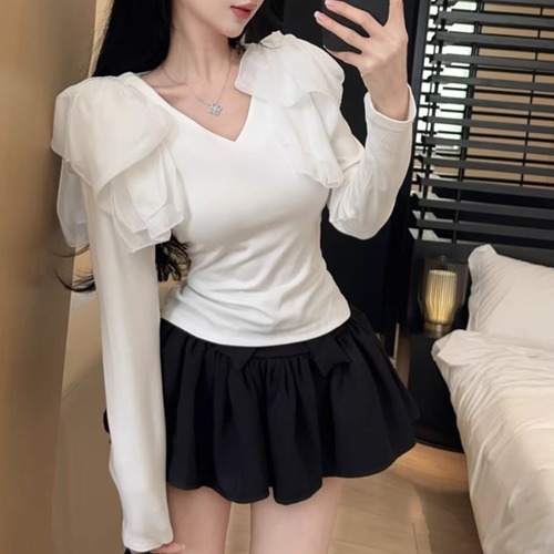 2色／ショルダーラッフルVネックトップス ・12183