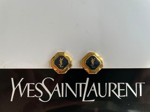 Yves Saint Laurent カサンドラロゴ イヤリング