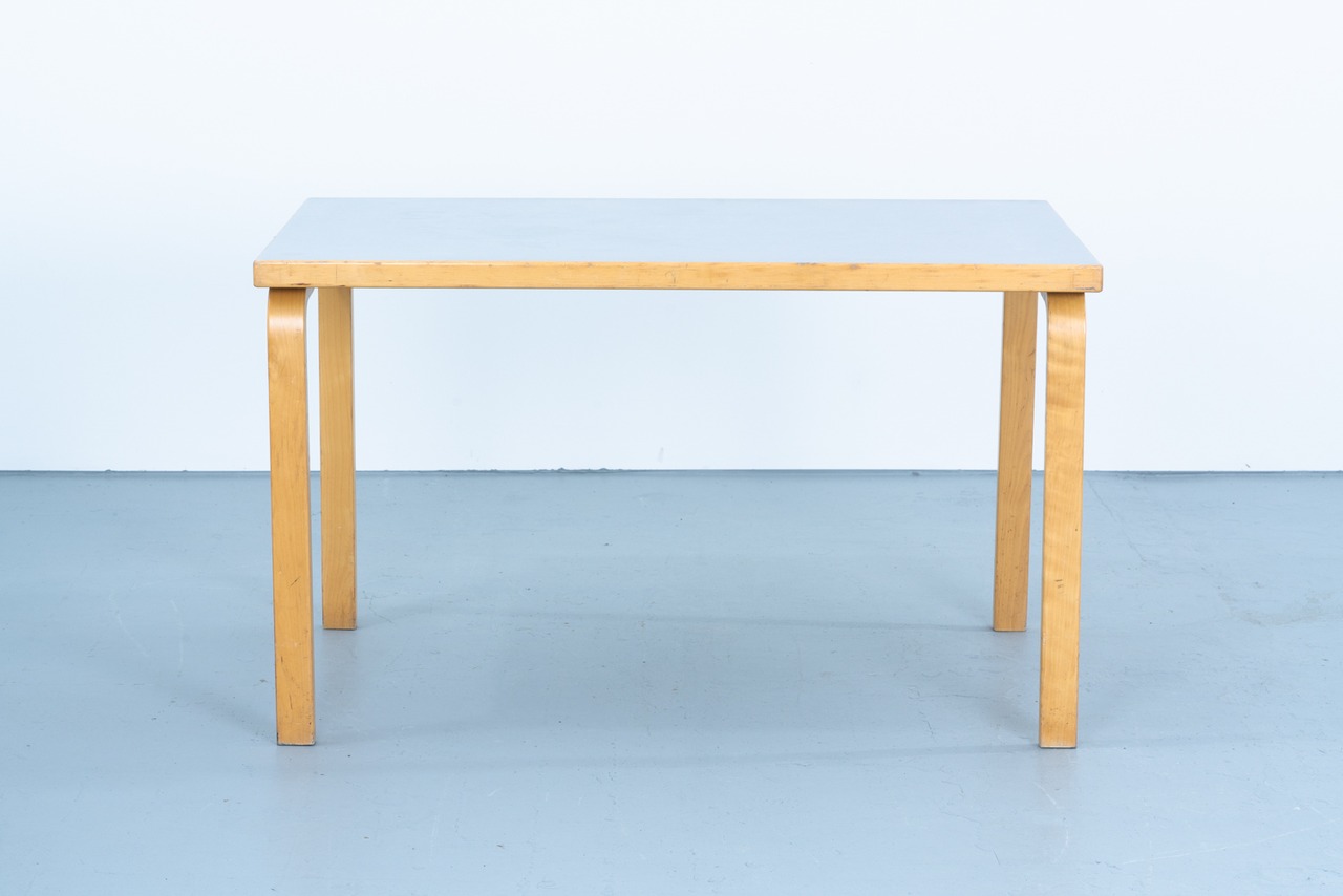 Alvar Aalto | 81B Table gray linoleum