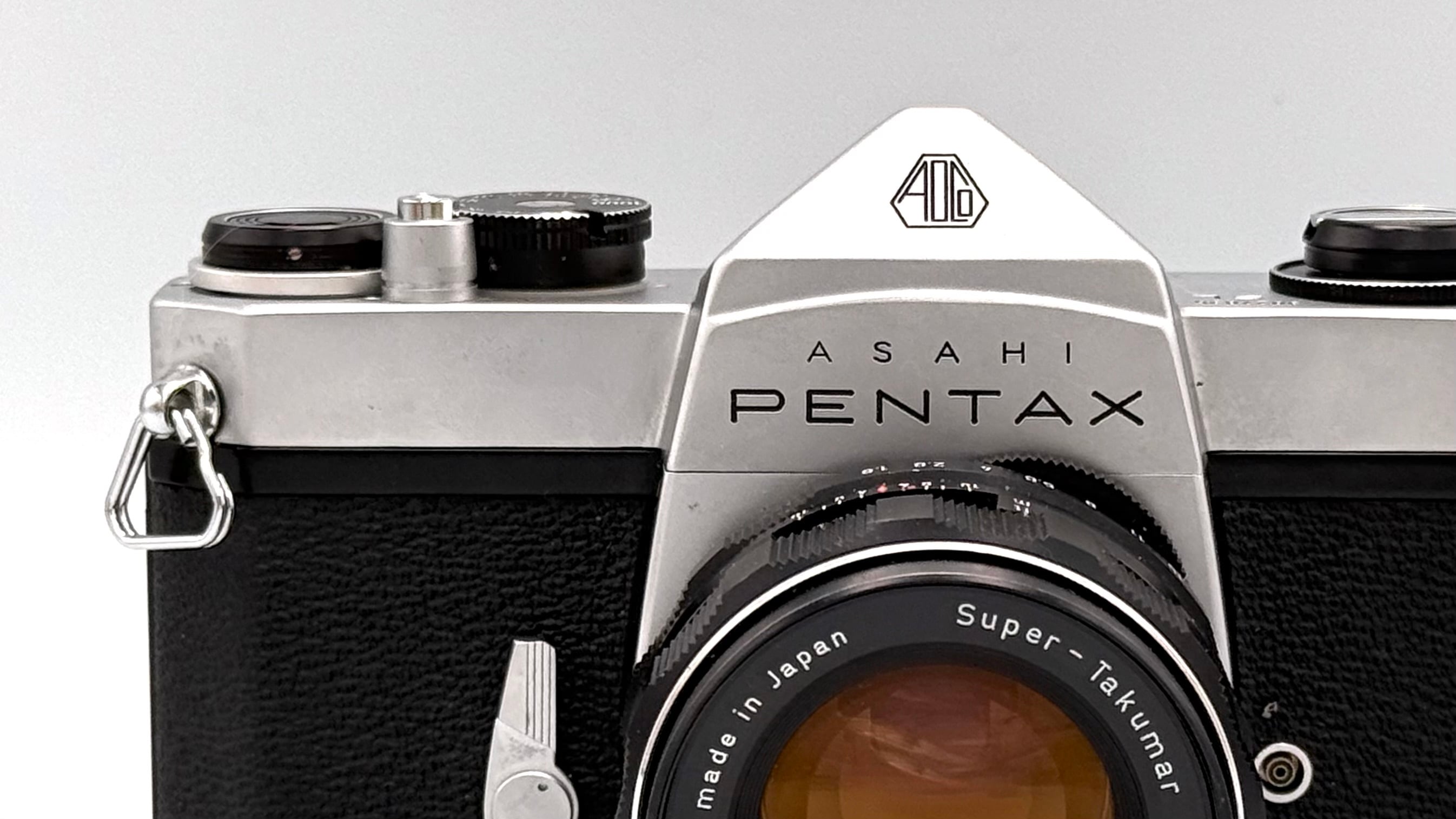 EL フィルム一眼レフカメラ 35mm判一眼レフの感覚で使える中判フィルムカメラ「PENTAX 645NII
