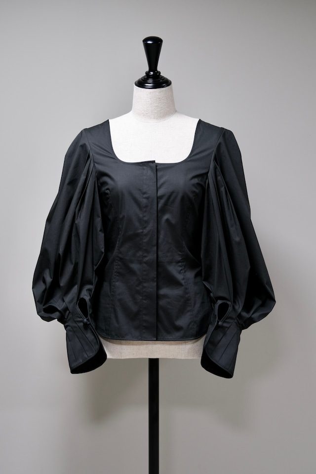 【Mame Kurogouchi】 Square Neck Puff Sleeve Shirt-black