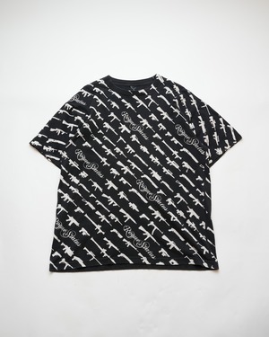 00's rogue status gun show total pattern printed Tshirt