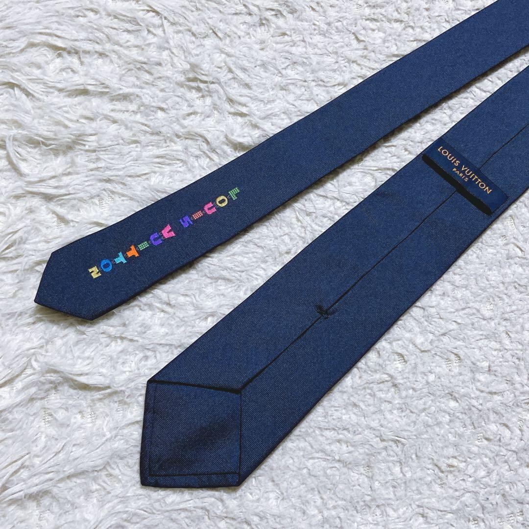 人気・完売品⭐️ルイヴィトン　ネクタイ　カラフル　ナロータイ　刺繍　シルク100% 人気・完売品⭐️ルイヴィトン ネクタイ カラフル ナロータイ 刺繍