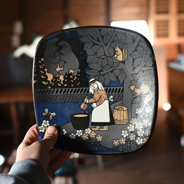 ARABIA Year Plate / アラビア イヤー プレート【B】〈 北欧・フィンランド・食器・皿・アンティーク・ヴィンテージ 〉114250
