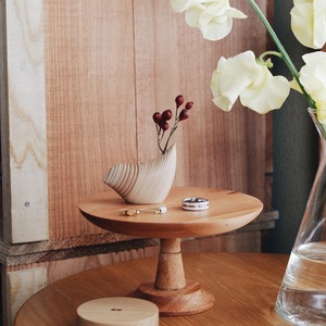 Mahogany cake stand