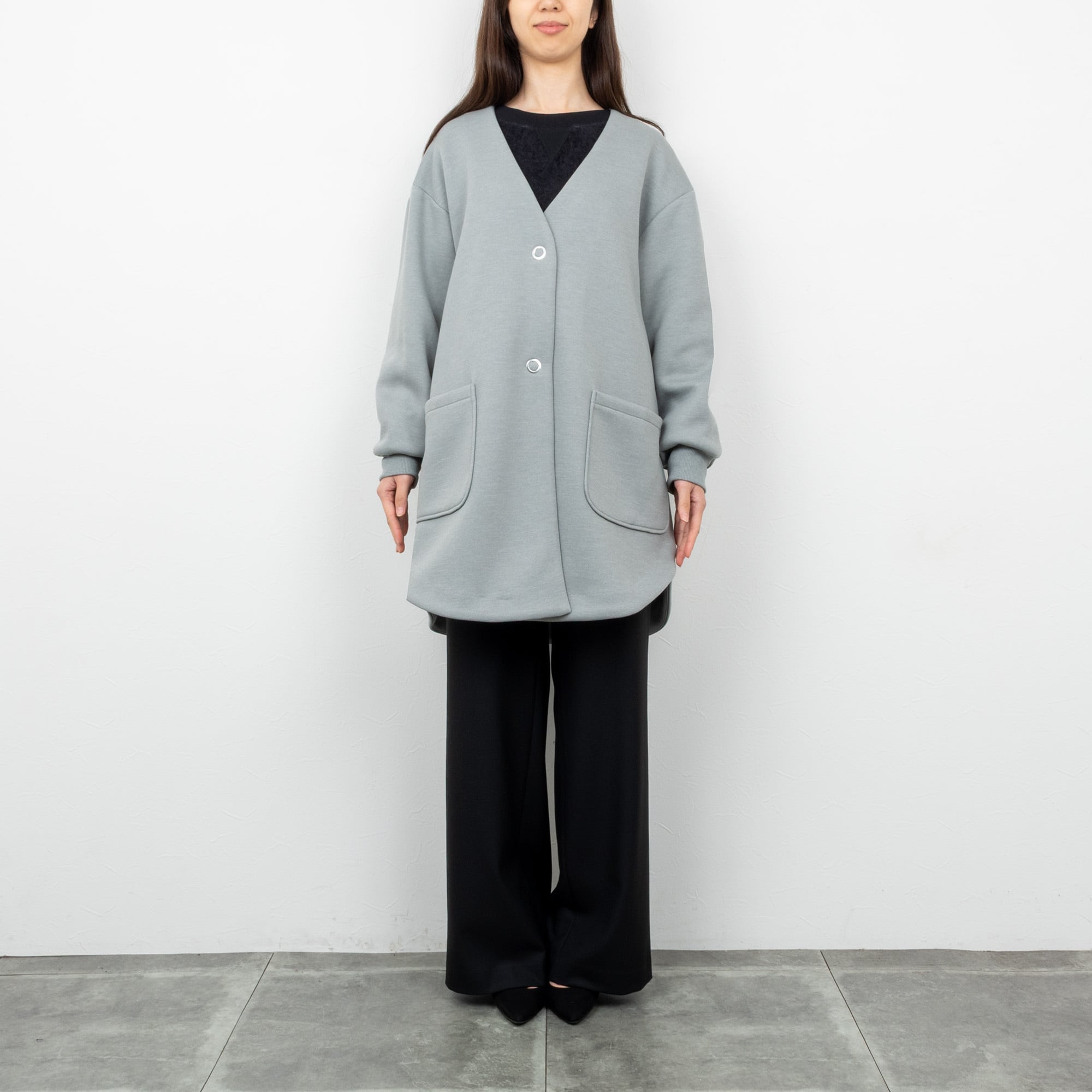 QTUME／クチューム】ダンボールラウンドヘムミドルコート（グレー