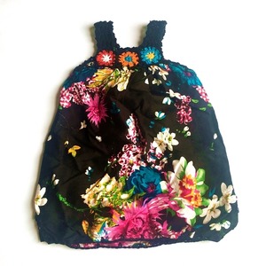 胸元クロッシェ 花柄ワンピース （黒） ★70～80【バリ直輸入】