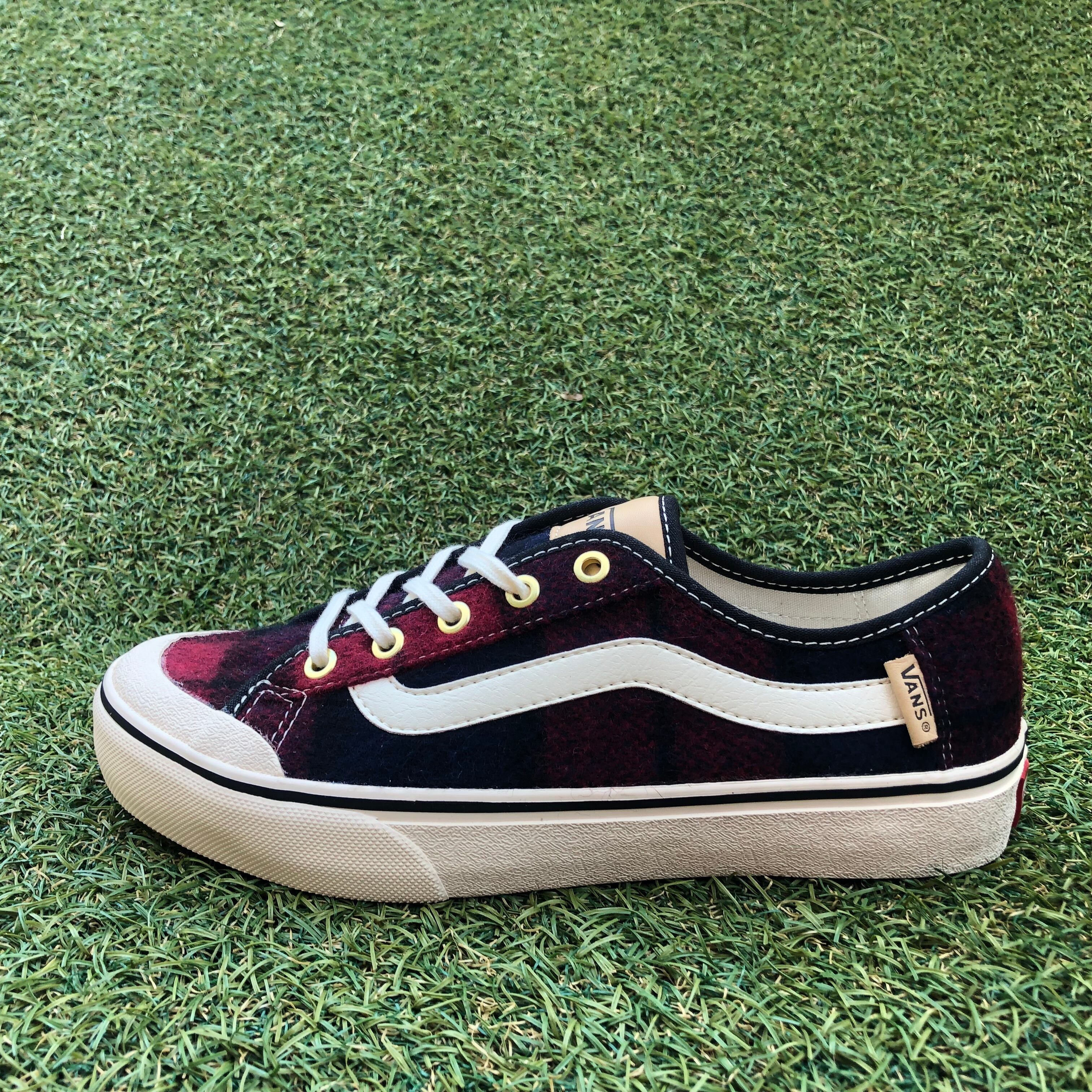 VANS BLACK BALL ヴァンズ ブラックボール HA522