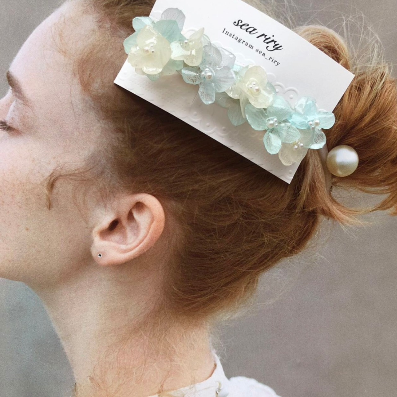 no.831 淡色ブルーホワイトの紫陽花ヘアバレッタ アジサイ ヘア  