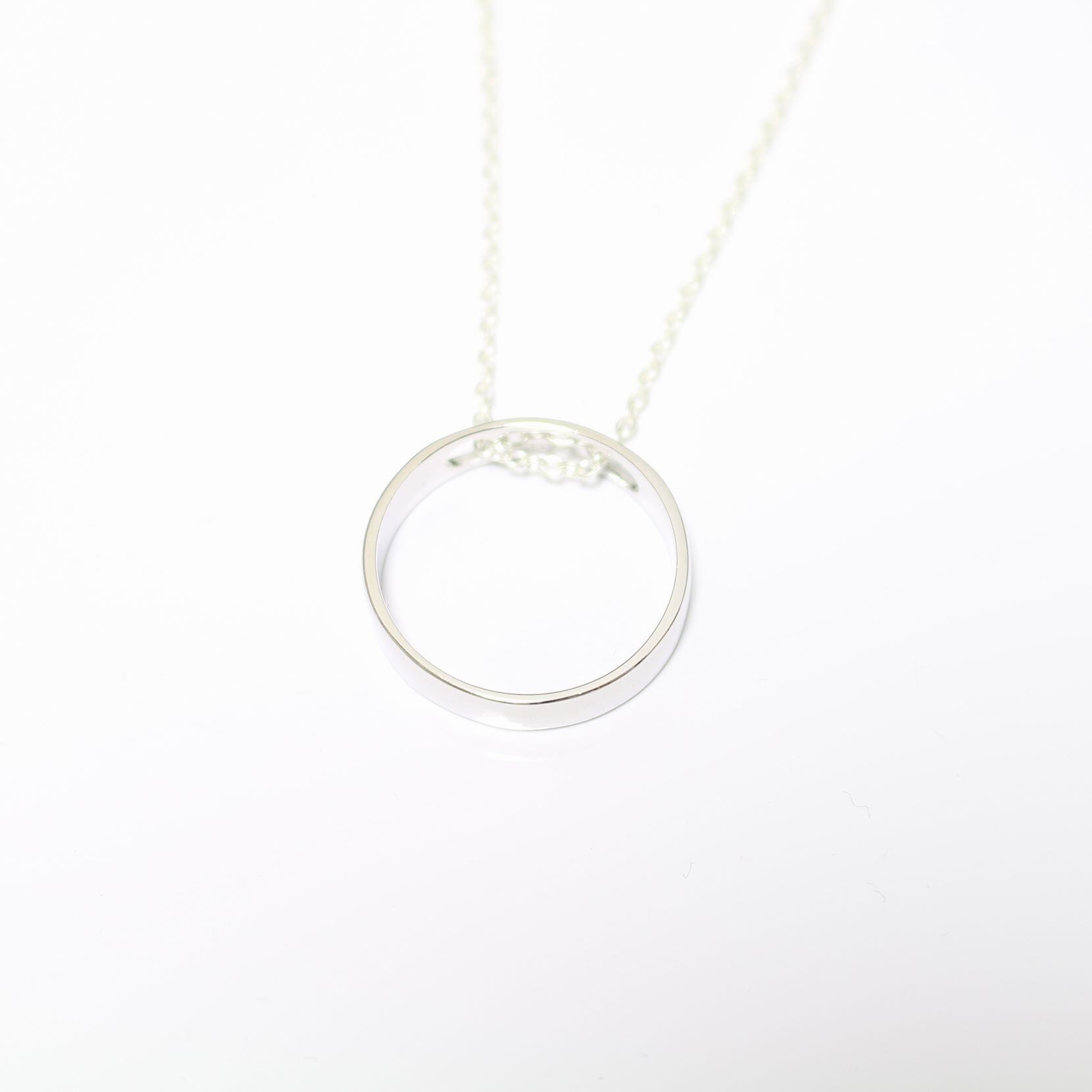 シルバー925 リング型チャーム ※チェーン付き