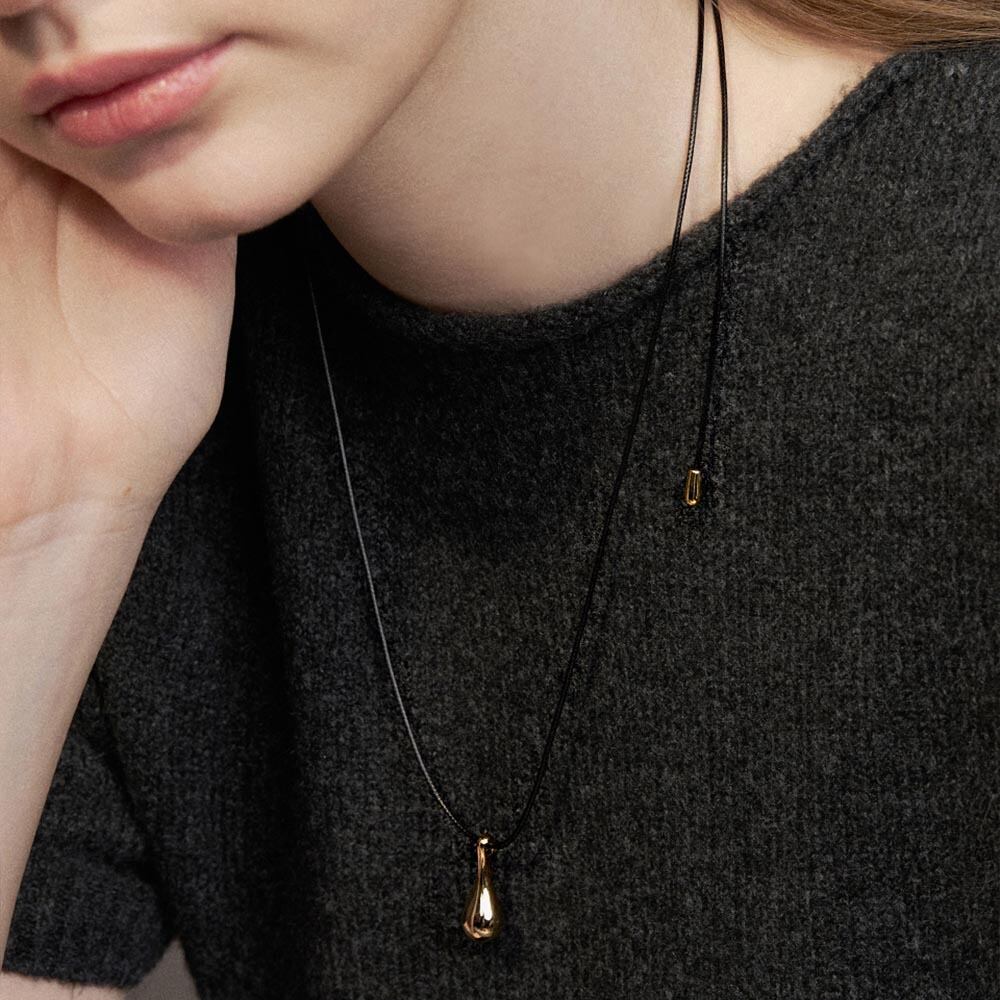 【Hei】bottle pendant leather necklace〜ネックレス★韓国発 ☆aespa ウィンター 着用!!【HEI】 bottle pendant leather