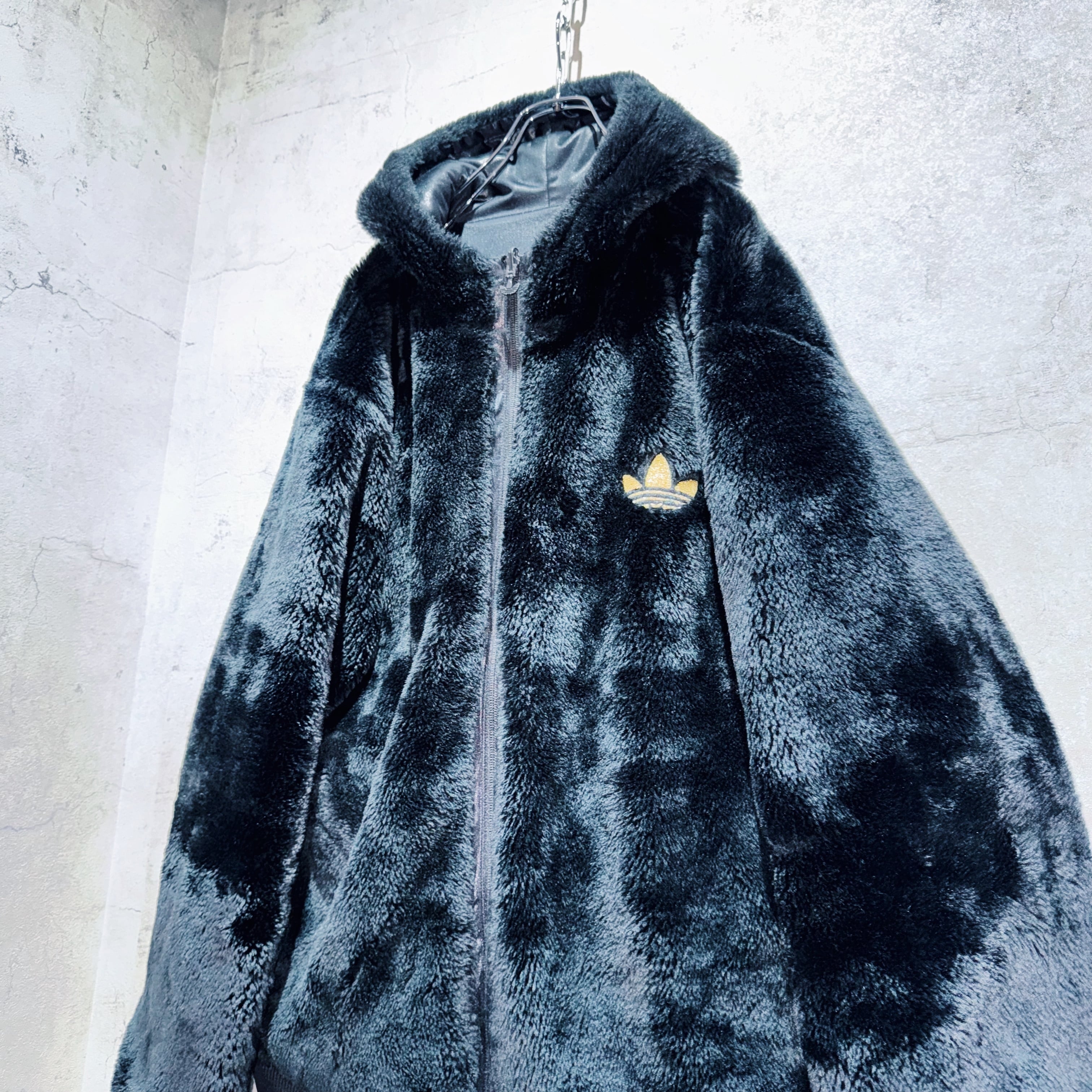 アディダス スキージャケット　リバーシブル ADIDAS Originals CHILE62”Fur reversible design hoodie special