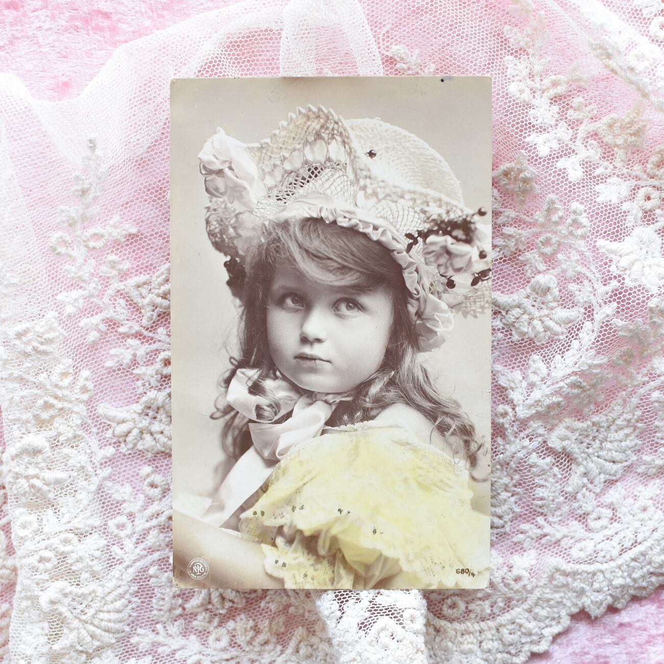 エレン・クラップサドル\" エンジェル・アルファベット ジークレー版画 Amazon.co.jp: 