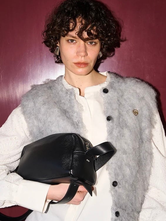 FLUFFY VEST|ライトグレー|YENN