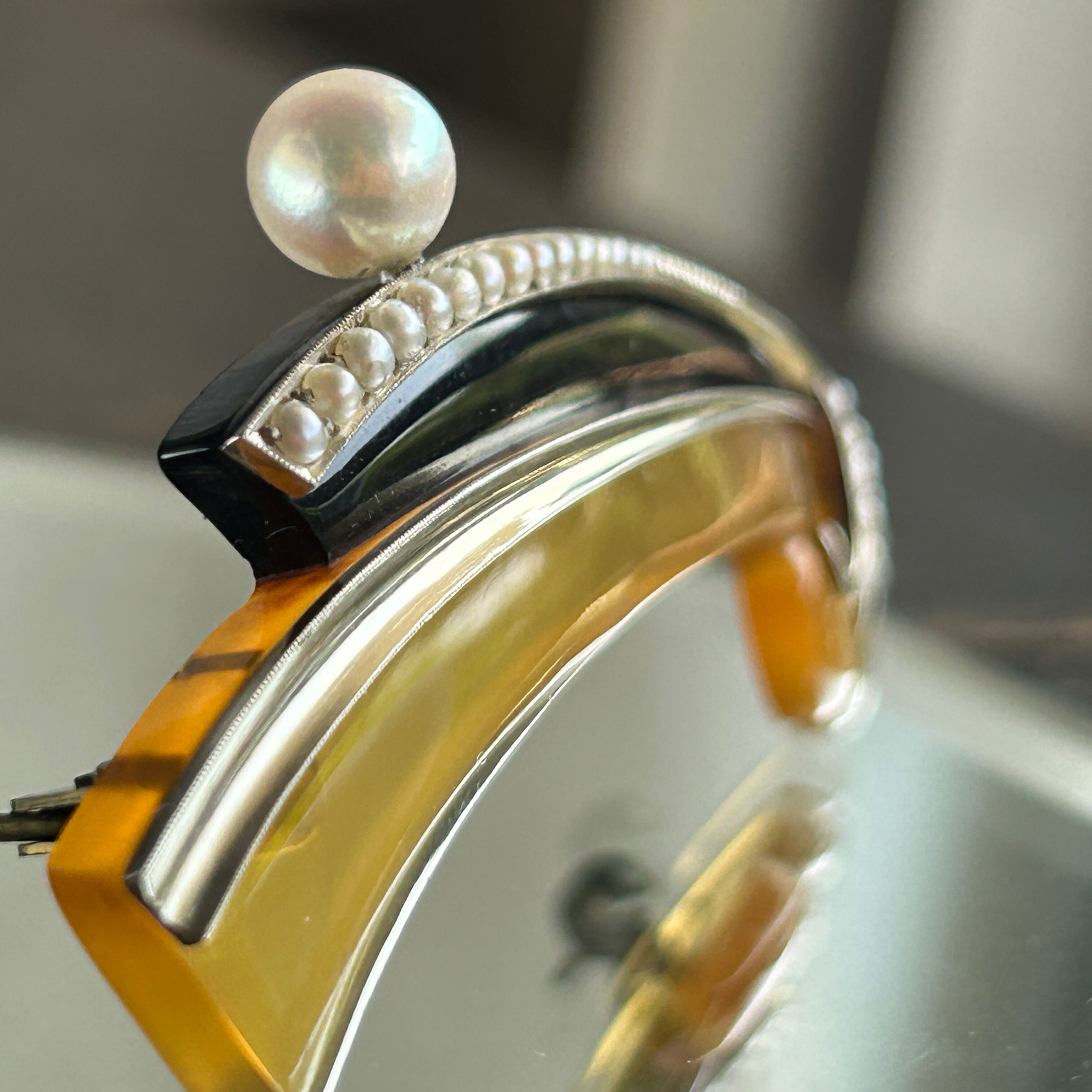 アンティーク！鼈甲に芥子パールの和デコなブローチ