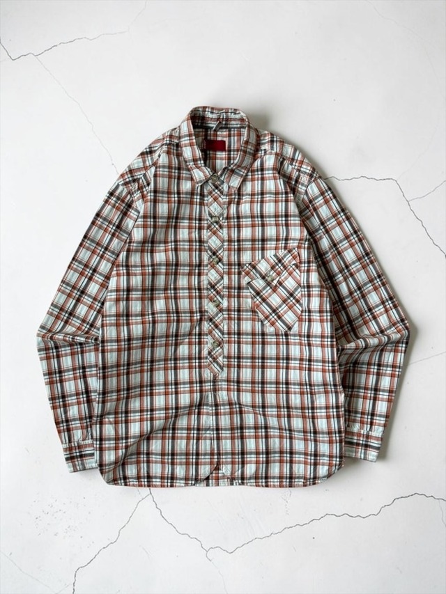 Levis RED TAB Plaid Shirt.  Western Poket