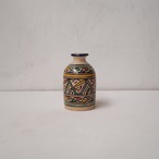 プリミティブな模様の花瓶