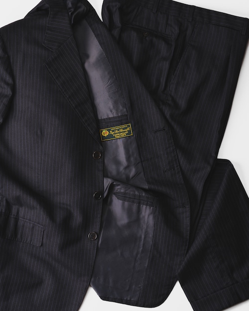[1990s] "Loro Piana × Michele Gioé" Tasmanian Super 120'S Wool Pinstripe Suit (Made in Italy)[1990s] "Loro Piana × Michele Gioé" Tasmanian Super 120'S Wool Pinstripe Suit (Made in Italy)