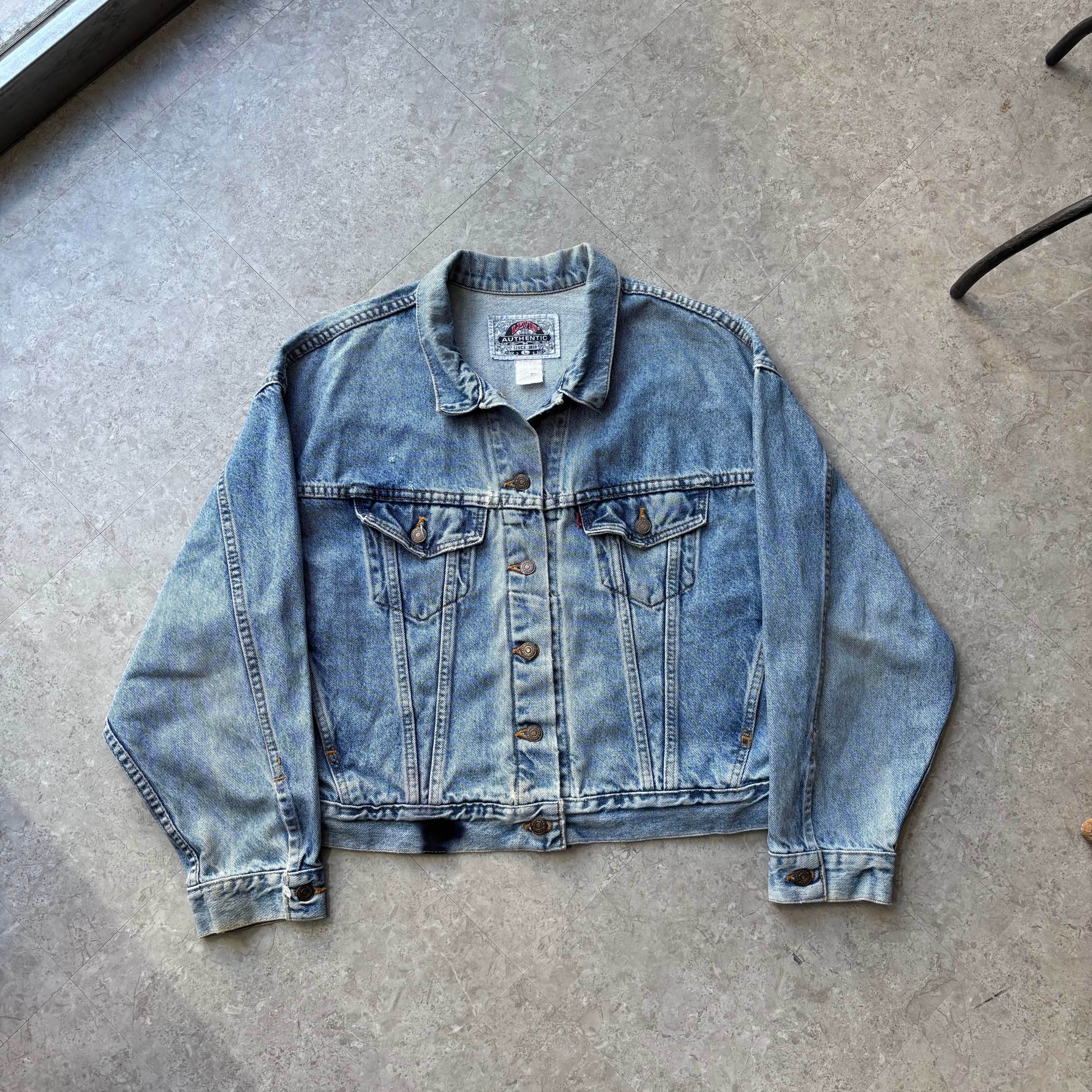 90s LEVI'S AUTHENTIC "70597 type" short length denim jacket【仙台店】