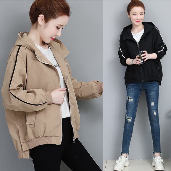 Outer 2color Sporty アウター ジャケット ブルゾン マウンテンパーカー スポーティ ライトアウター ライン柄 袖 ゆったり 楽ちん ポケット サイドボタン フード おしゃれ シンプル 無地 2色展開 カーキ ブラック 大人 カジュアル お出かけ デイリー 公園 春 秋 大きい