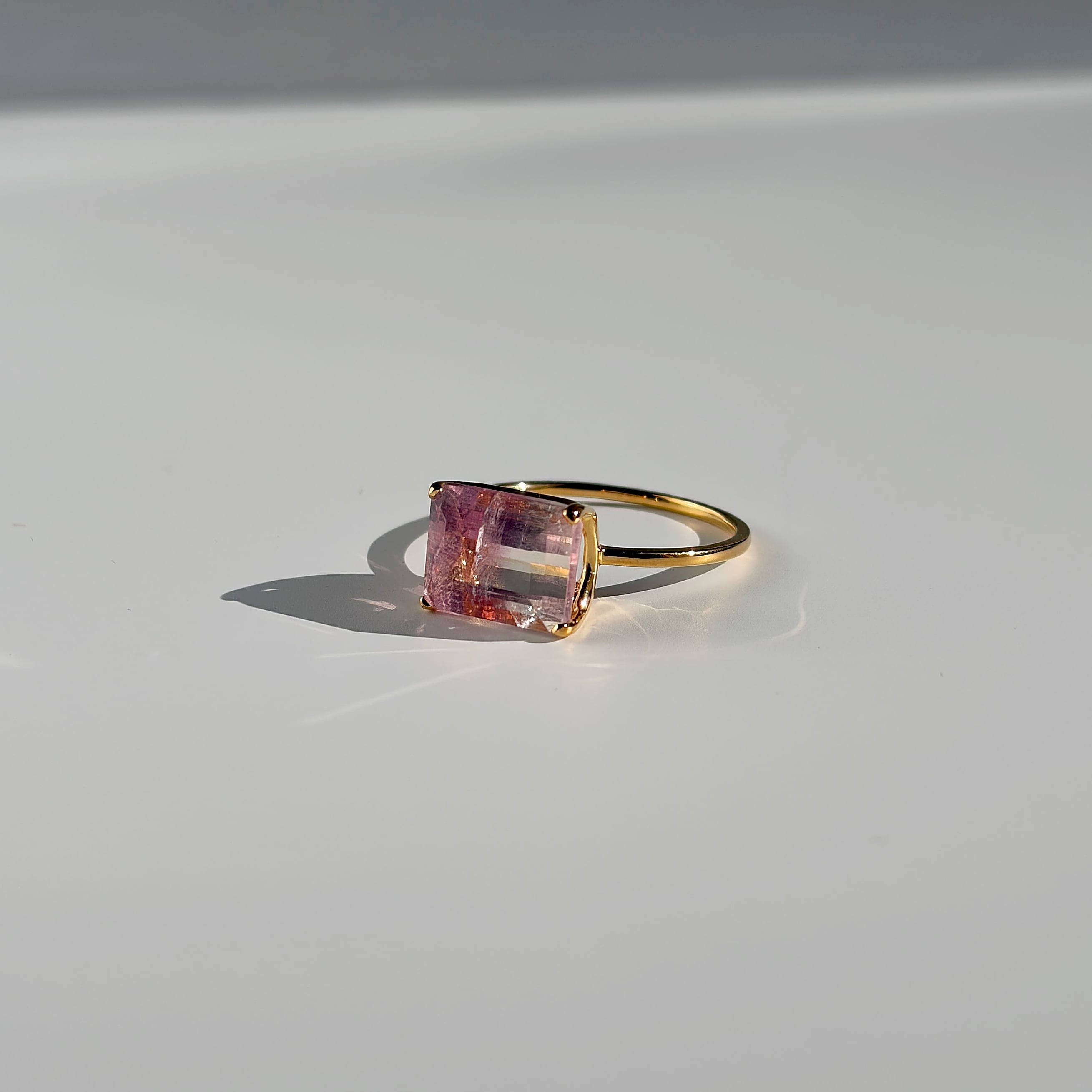 【rect ring】バイカラーフローライト(ピンク)